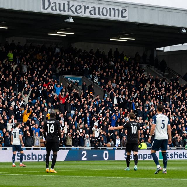 Dunkerque làm nên bất ngờ với chiến thắng 2-0 trước Standard Liege tại trận giao hữu quốc tế diễn